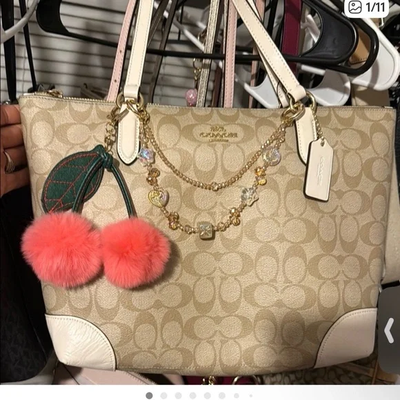 COACH BUNDLE of 4 items - Picture 5 of 5